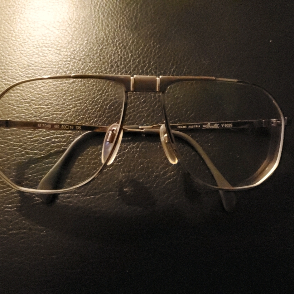 Silhouette frames